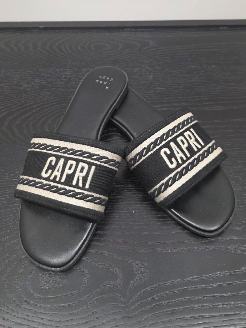 A New Day Capri Black Woven Logo Slide Sandals | Size 6.5